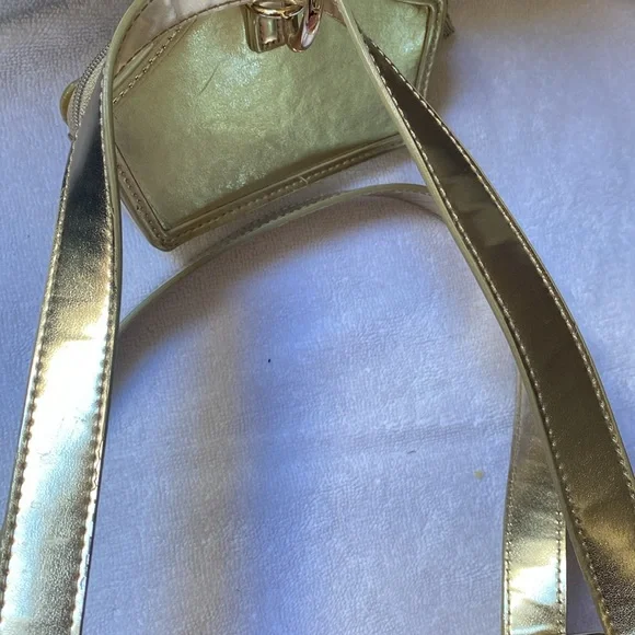 Disney park exclusive princess tote - Picture 9 of 10